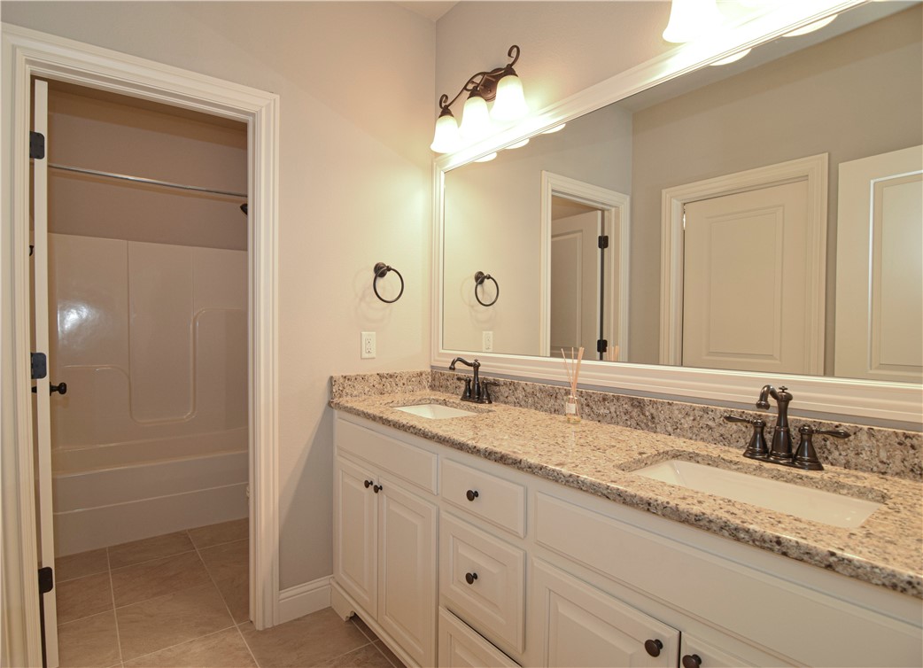 Silo Falls Add Rogers - Residential