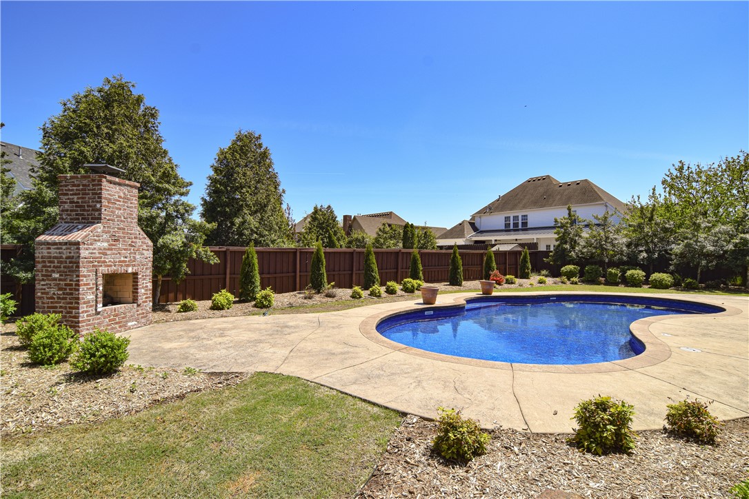 Silo Falls Add Rogers - Residential