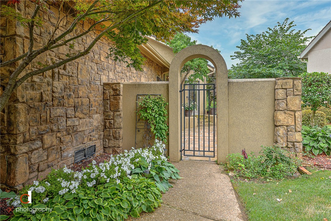 Pinnacle - Residential