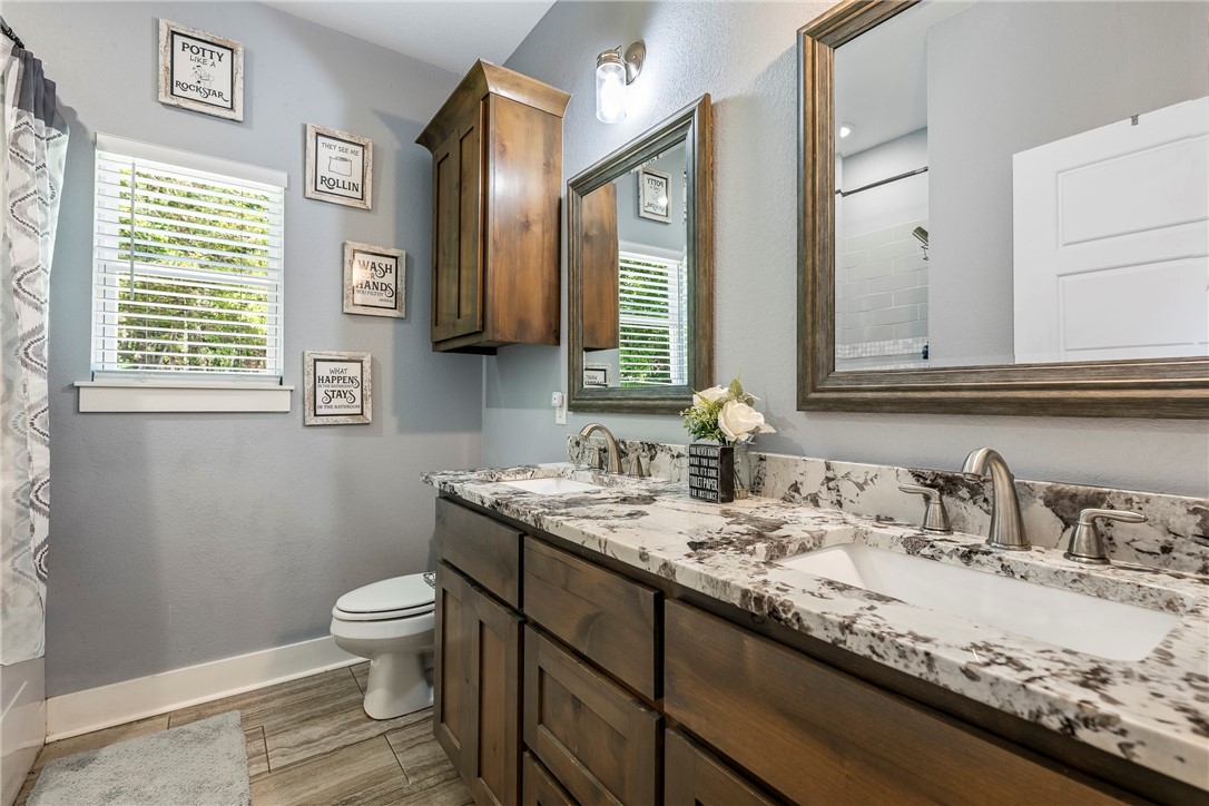 Elkins Outlots - Residential