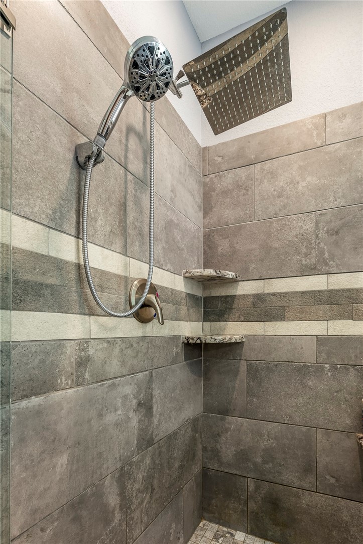 Elkins Outlots - Residential