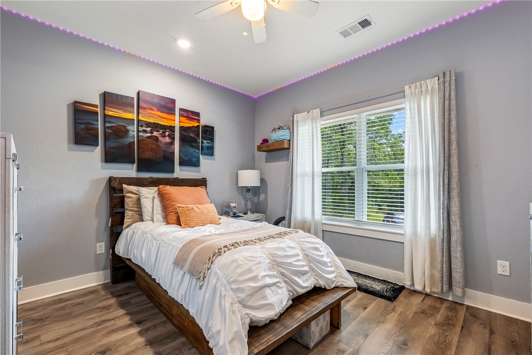 Elkins Outlots - Residential