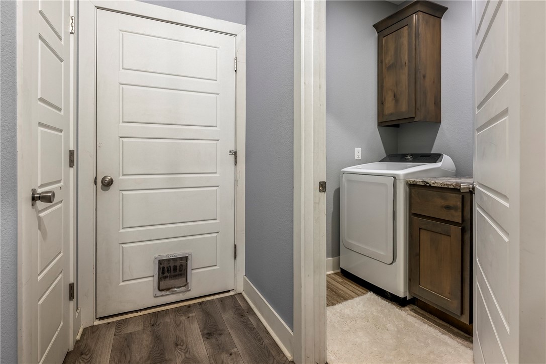 Elkins Outlots - Residential