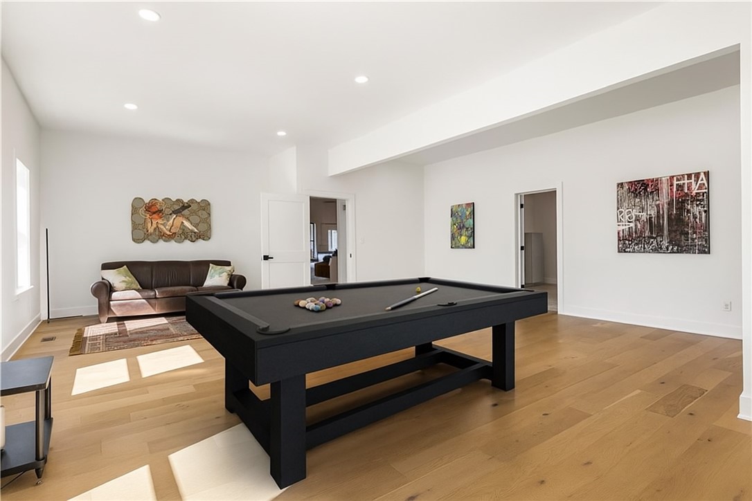 Bluffs Sub, The Bentonville - Residential