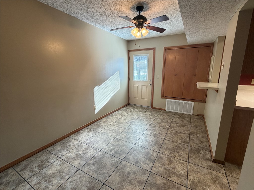 Couchs - Residential Lease