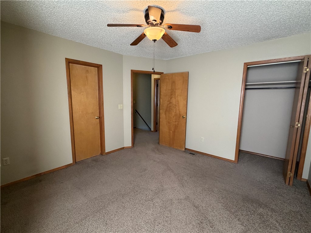 Couchs - Residential Lease