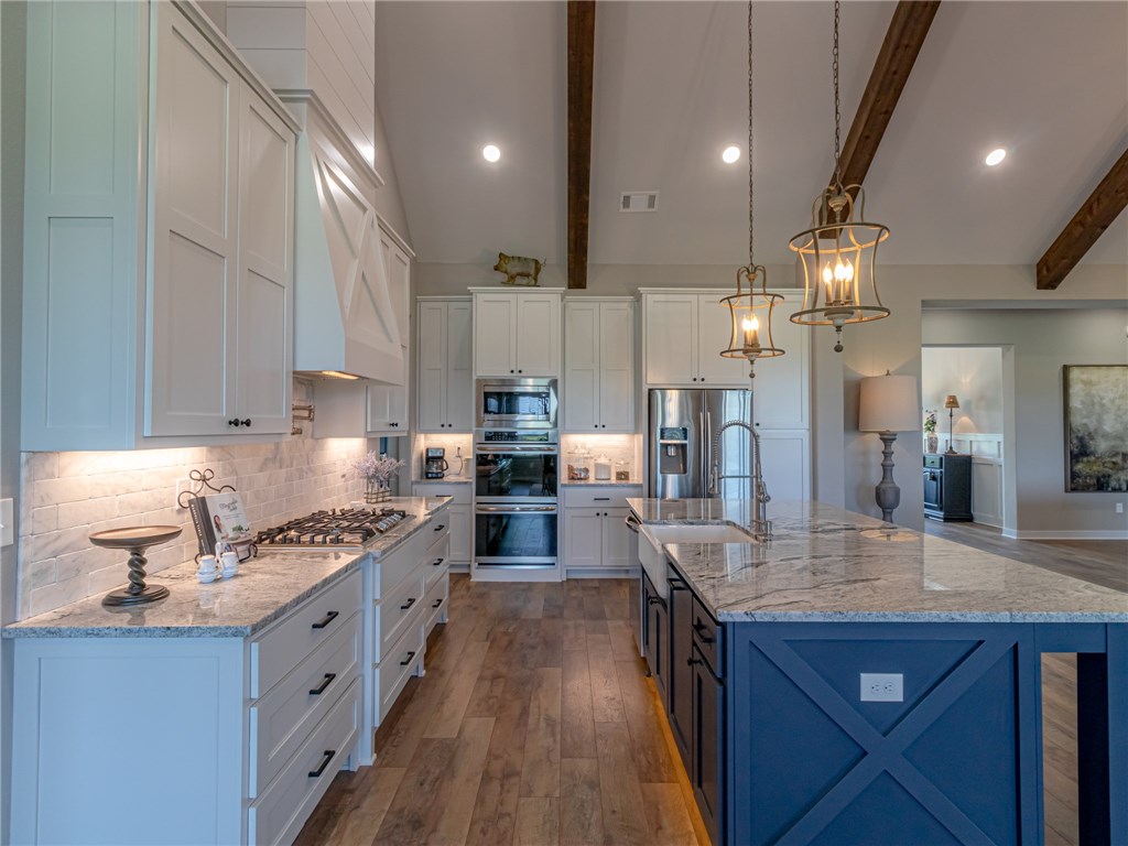 OSAGE RIDGE ESTATES - Residential