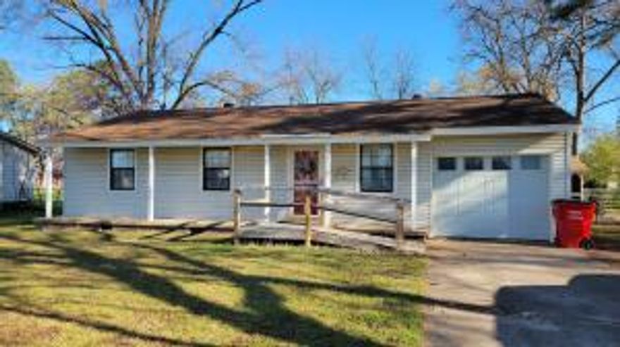 NEW LISTING!  3 Bedroom 1.5 Bathroom with large yard and close to shopping. Updated kitchen, New Heat and Air unit installed a few years ago, New roof approximately 6 years ago, storage building with electric and a 1 car garage.