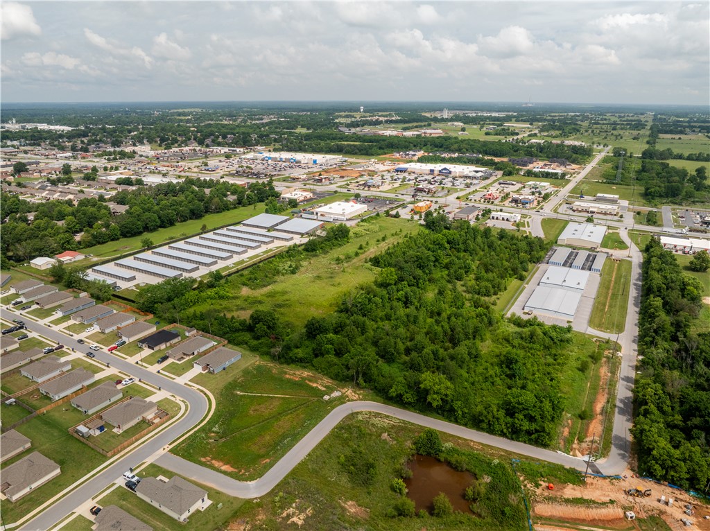 Music Groups Add Siloam Spgs - Land