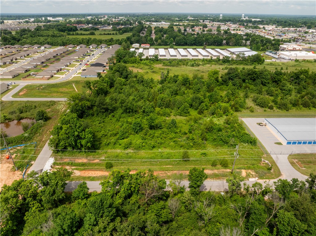Music Groups Add Siloam Spgs - Land