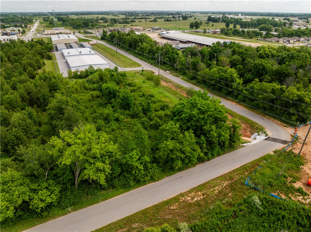 Music Groups Add Siloam Spgs - Land