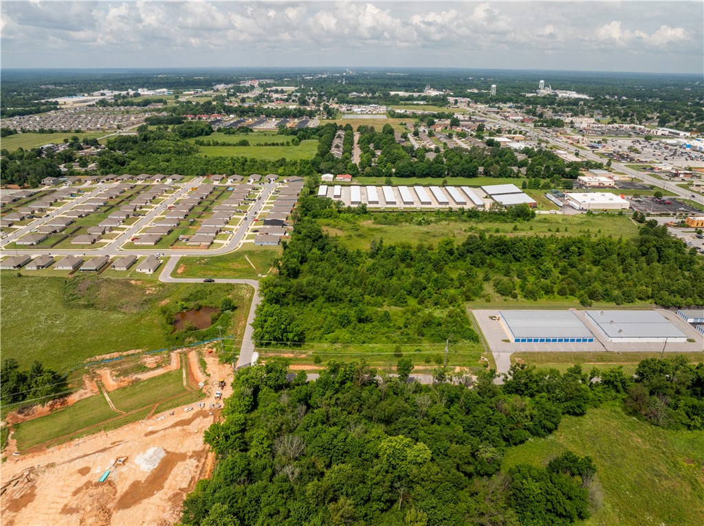 Music Groups Add Siloam Spgs - Land