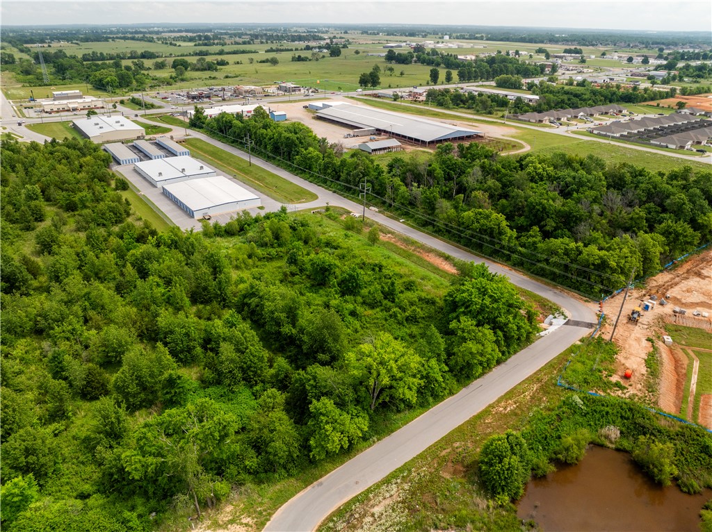Music Groups Add Siloam Spgs - Land