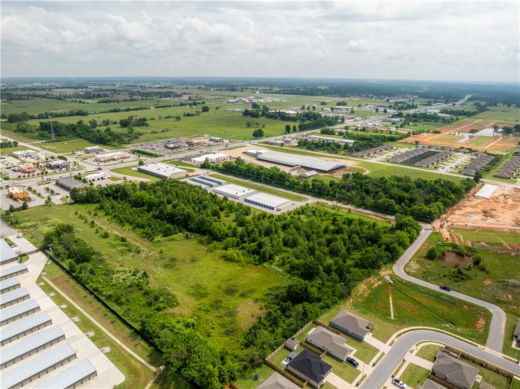 Music Groups Add Siloam Spgs - Land
