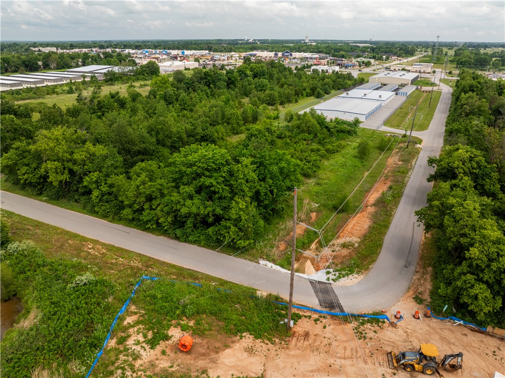 Music Groups Add Siloam Spgs - Land