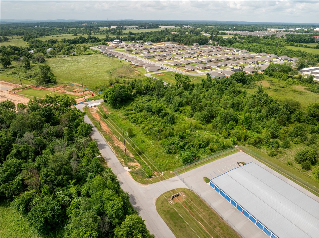 Music Groups Add Siloam Spgs - Land
