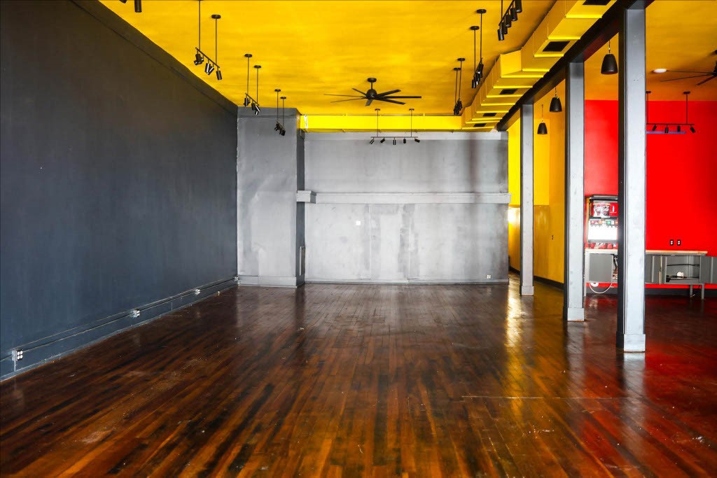 Riley & Armstrong - Commercial Lease