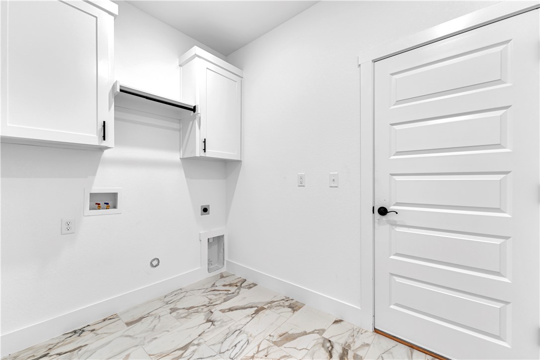 WALNUT GROVE SUB PH 1-BENTONVILLE - Residential Lease