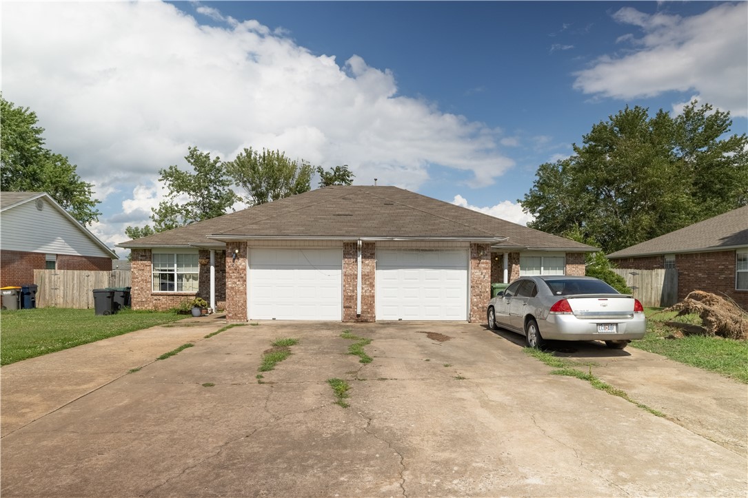 Discover an excellent investment opportunity at 2011 S F St in Rogers, AR! This multi-family duplex offers a total of 2,753 square feet of living space, providing two spacious units perfect for rental income or multi-generational living.
Each side of this duplex features a comfortable 3-bedroom, 2-bathroom layout, ensuring privacy and ample space for tenants or family members.
Location is key with this property, situated within walking distance of Eastside Elementary School. This proximity to educational facilities makes it an attractive option for families with school-age children, potentially increasing its appeal in the rental market.
With its practical layout, desirable features, and excellent location, 2011 S F St offers the potential for steady rental income in the thriving Rogers market.
Schedule your viewing today and take the first step towards owning this promising multi-family property!