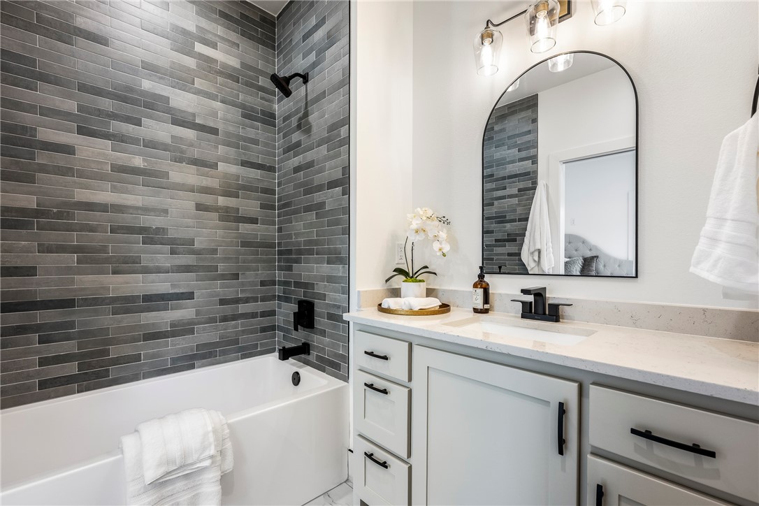 The Enclave - Braithwaite Park Add - Residential