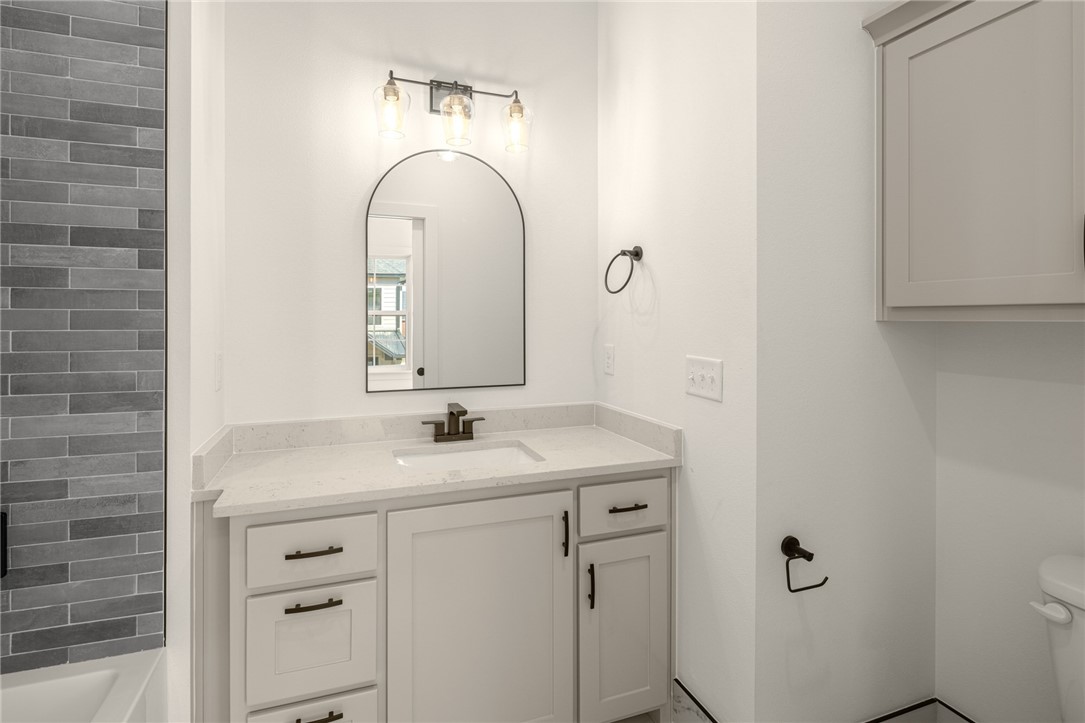 The Enclave - Braithwaite Park Add - Residential