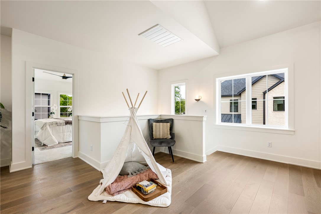 The Enclave - Braithwaite Park Add - Residential