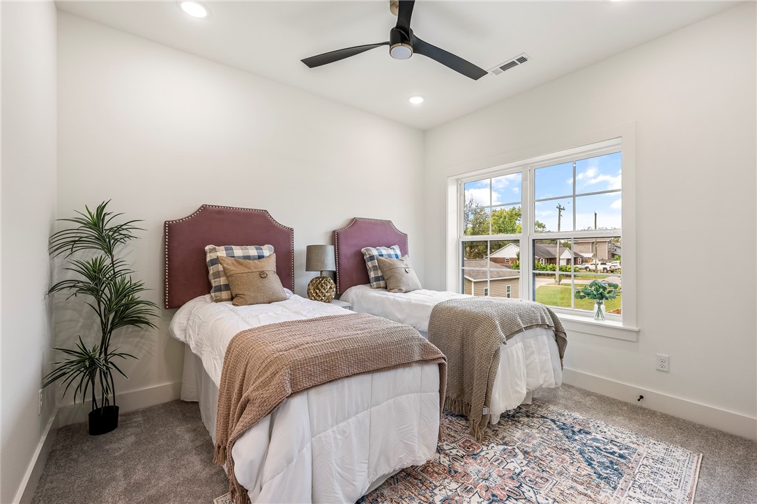 The Enclave - Braithwaite Park Add - Residential