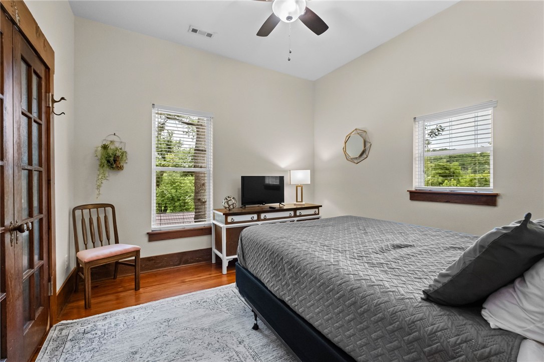 Monte NE Original Rurban - Residential Lease