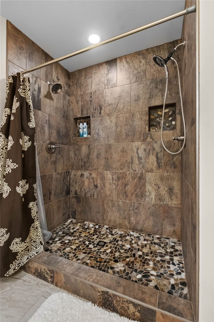 Monte NE Original Rurban - Residential Lease