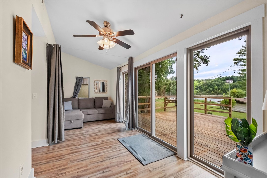 Monte NE Original Rurban - Residential Lease