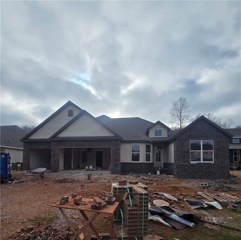 Photo of 1229 Bunker Drive, Pea Ridge, AR 72751 (MLS # 1330191)