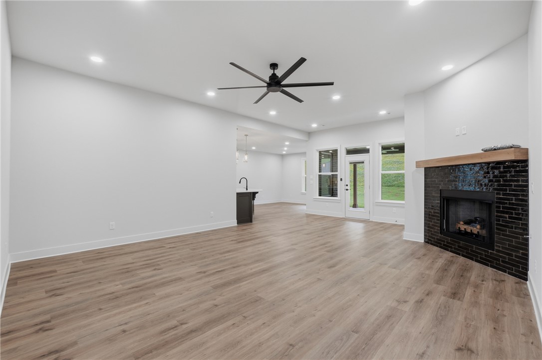 Greens At Sugar Creek, The Pea Ridge - Residential