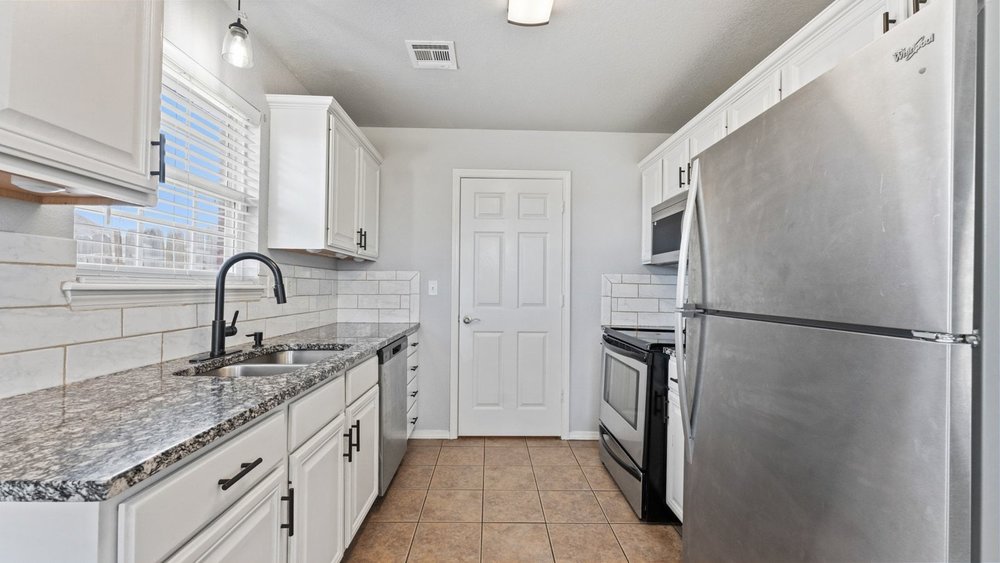 Centerpoint Sub Ph 7 Centerton - Residential Lease