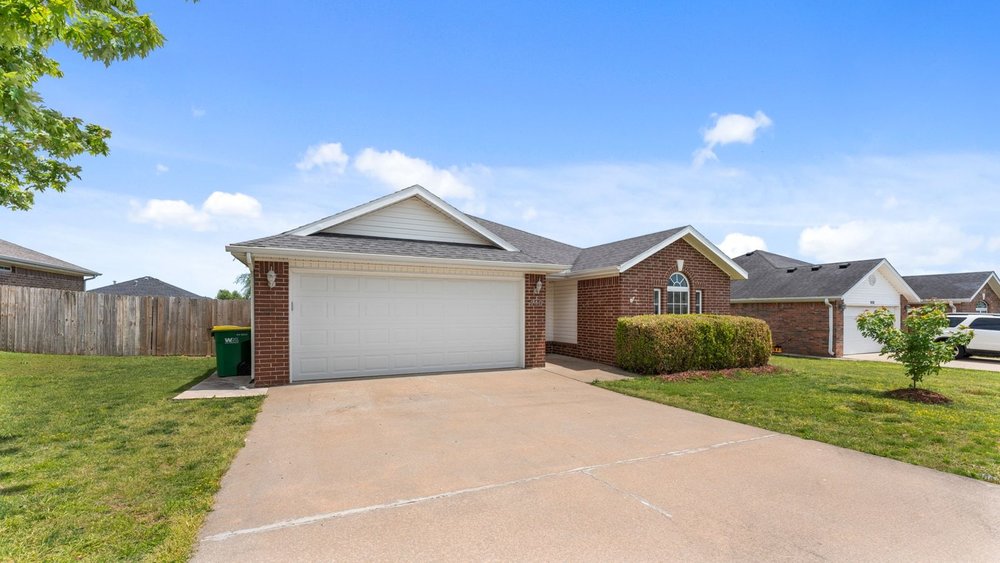 Centerpoint Sub Ph 7 Centerton - Residential Lease