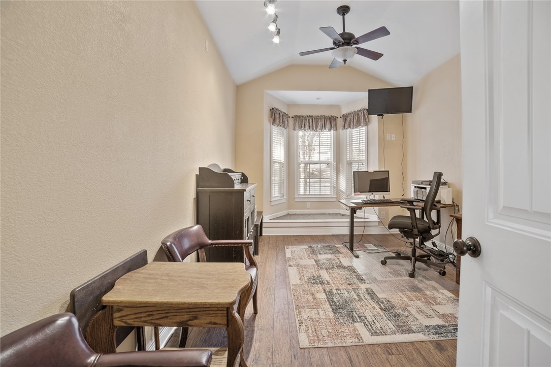 Lands End Sub Bvv - Residential