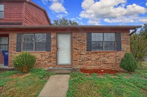 Looking for a place to live or an investment property that won't break the bank check out this 3 bedroom condo that is a stones throw from Arknasas Tech. Everything is in great condition on the inside and everything outside is taken care of by the association including the pool, the yard and the outside of the building. At just under 70k this won't last long.
