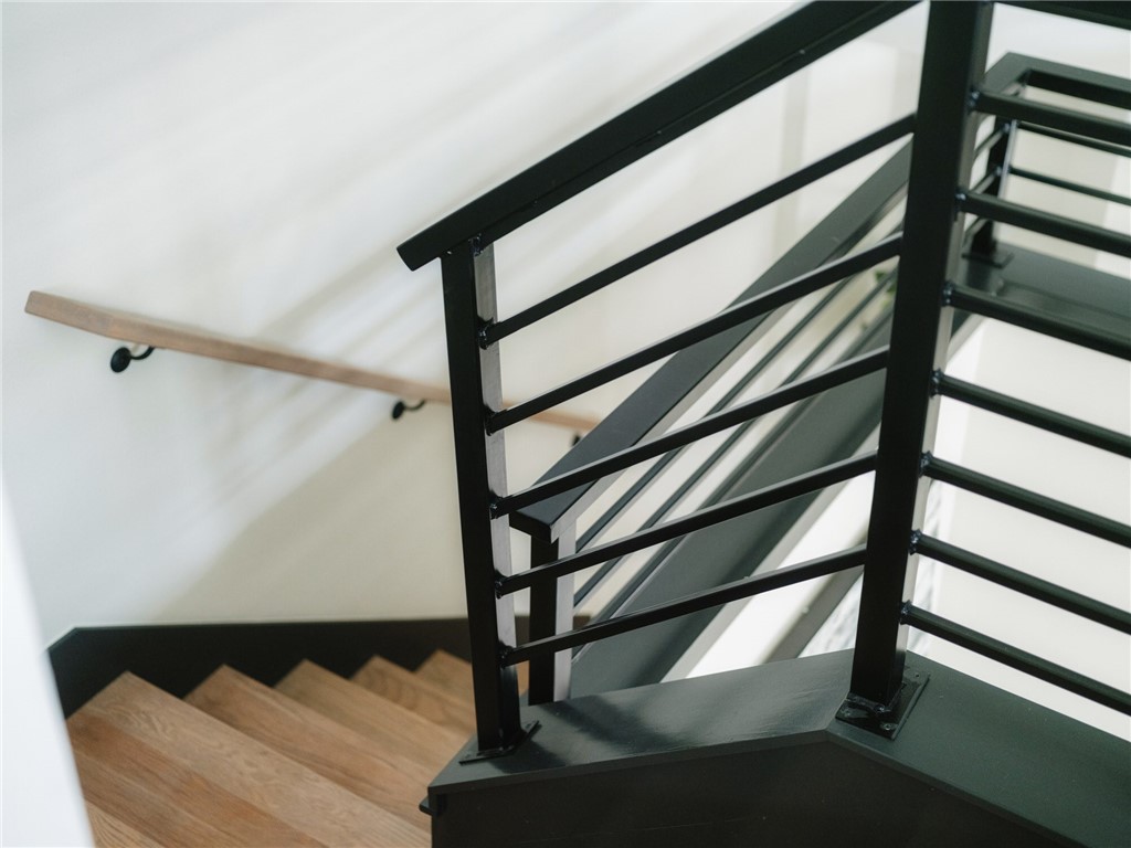 RAILROAD ADD-BENTONVILLE - Residential