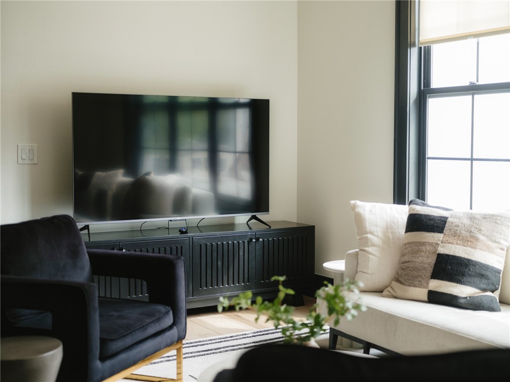 RAILROAD ADD-BENTONVILLE - Residential