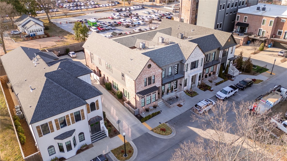 RAILROAD ADD-BENTONVILLE - Residential