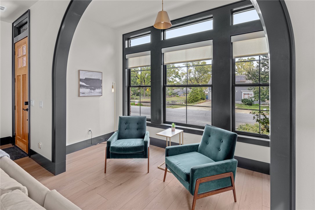 RAILROAD ADD-BENTONVILLE - Residential