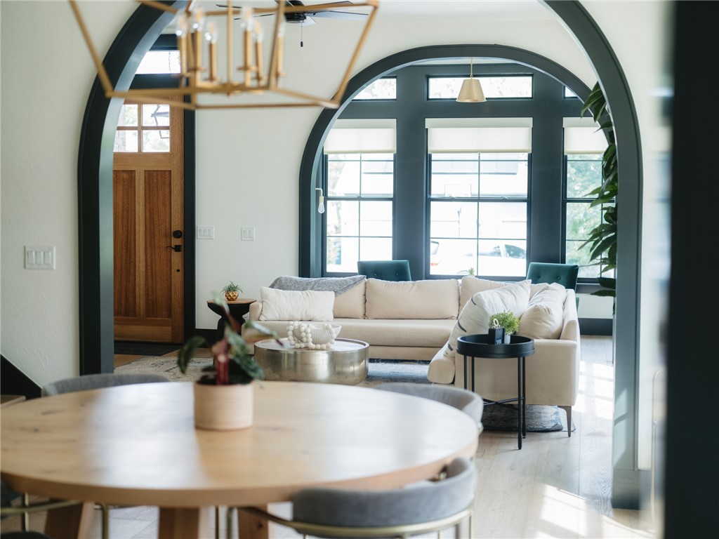 RAILROAD ADD-BENTONVILLE - Residential