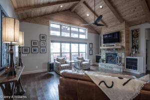 Hilltop Estates Phs 1,2 &3 - Residential