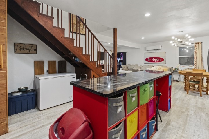 Flippin - Residential