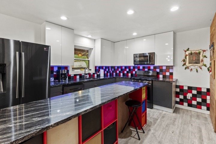 Flippin - Residential