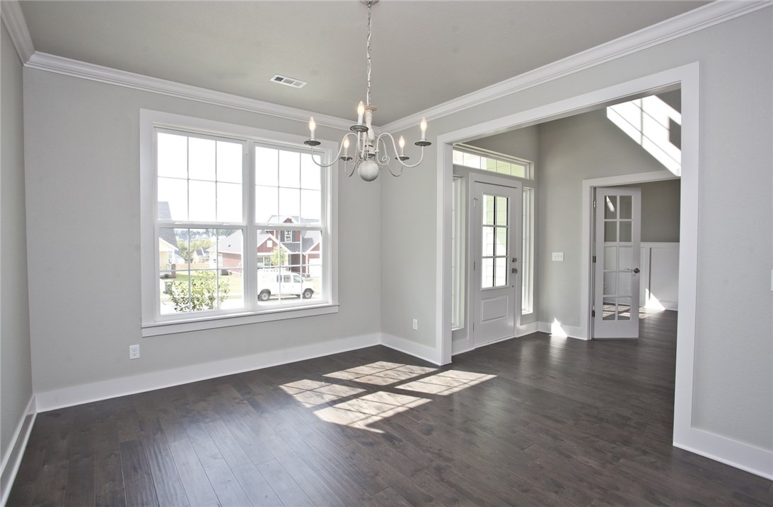 Hyde Park Cave Spgs - Residential