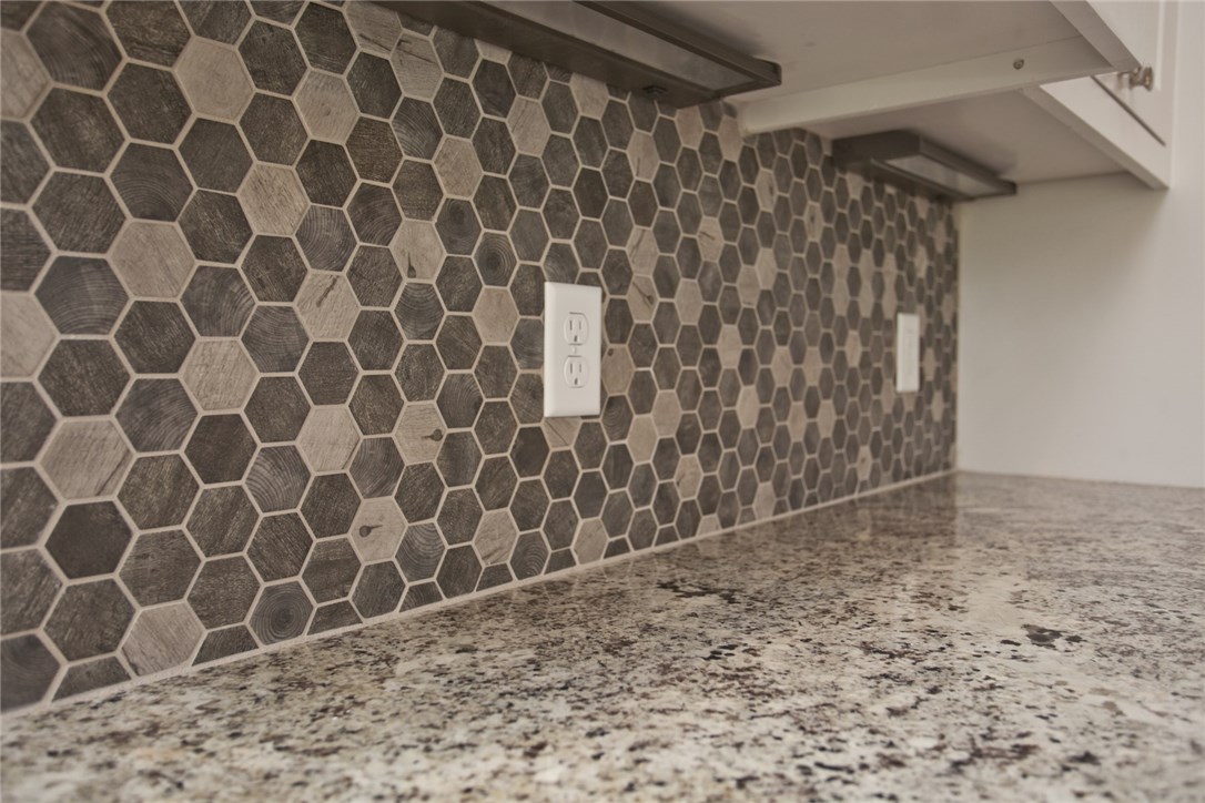 Hyde Park Cave Spgs - Residential