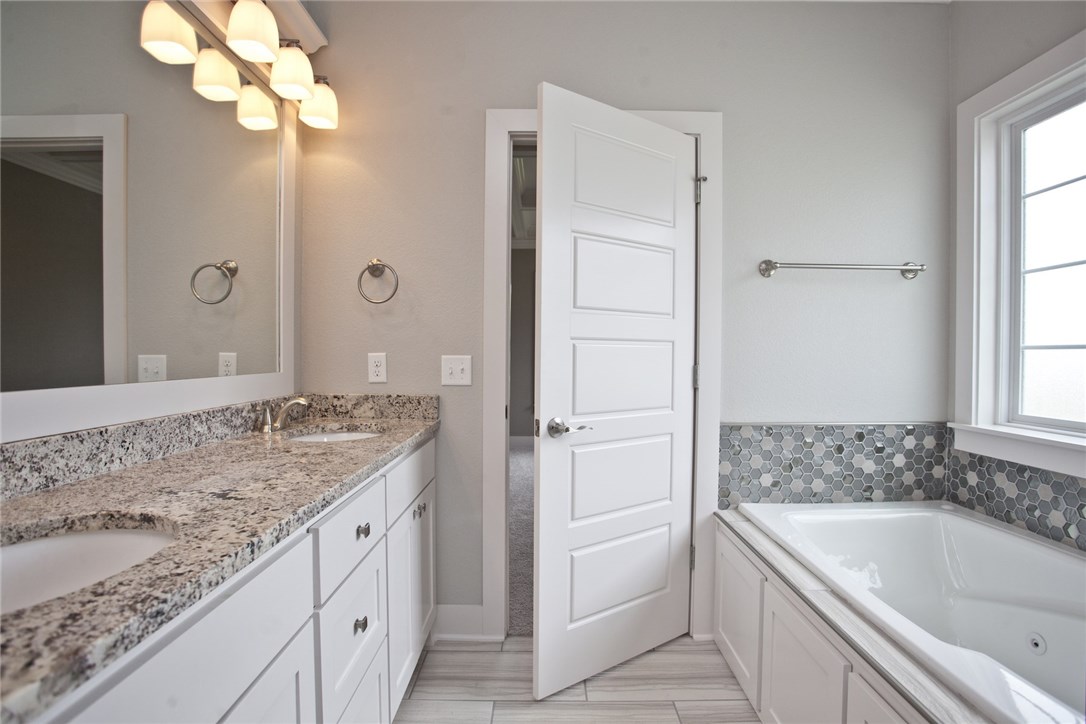 Hyde Park Cave Spgs - Residential