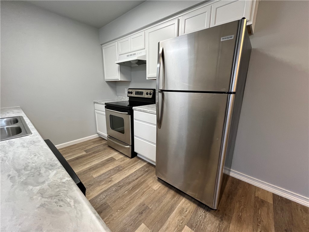 Sunset Manor Ph 2 Rogers - Residential