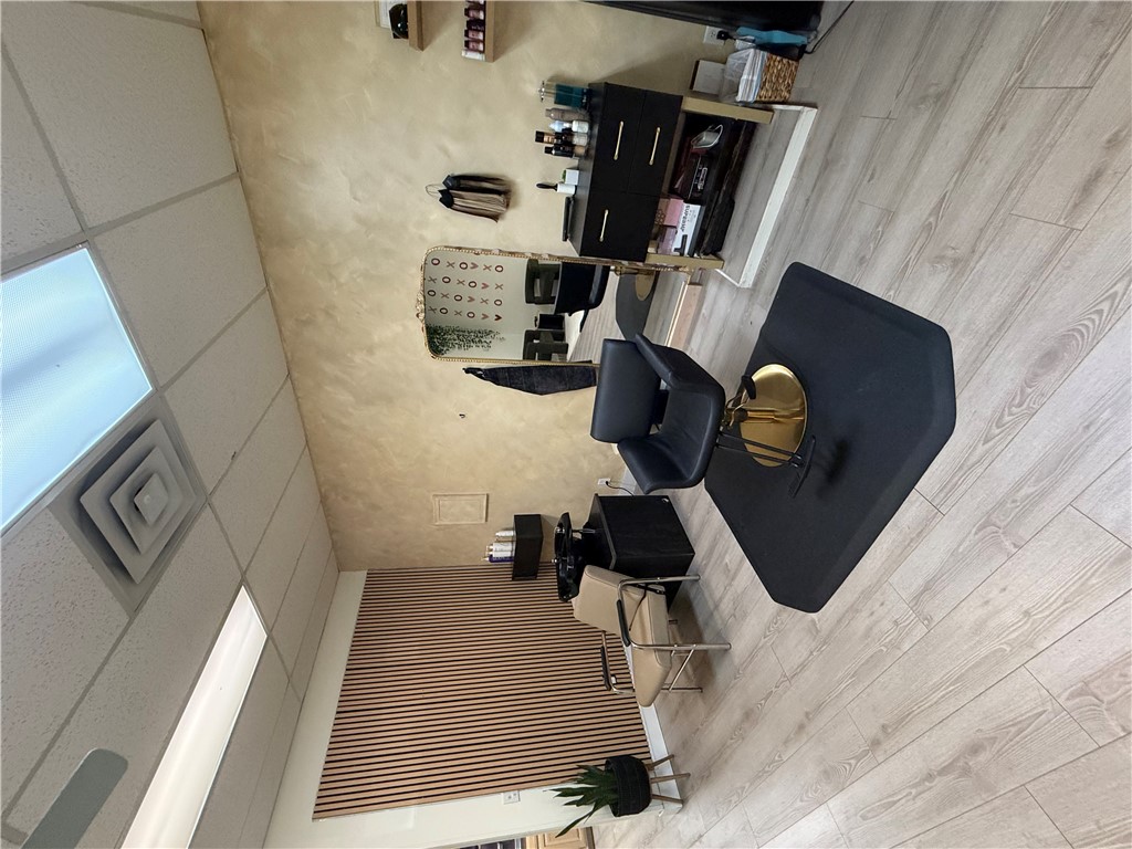 Universal Plaza - Commercial Lease