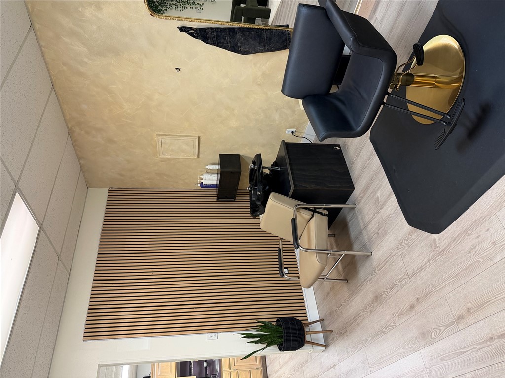 Universal Plaza - Commercial Lease